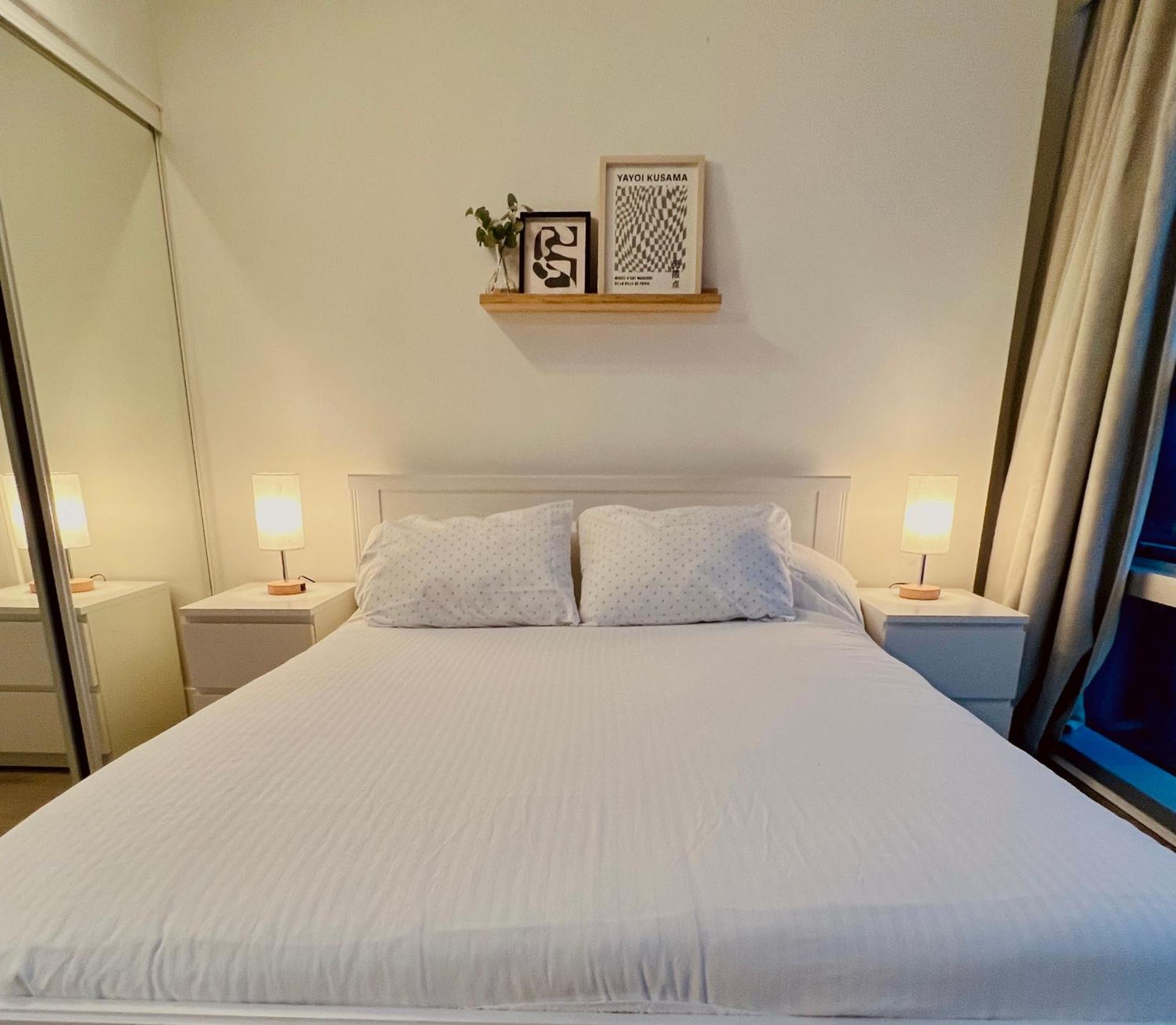 Stunning Skyline Views In A Cozy And Stylish Abode Apartment แวนคูเวอร์ ภายนอก รูปภาพ