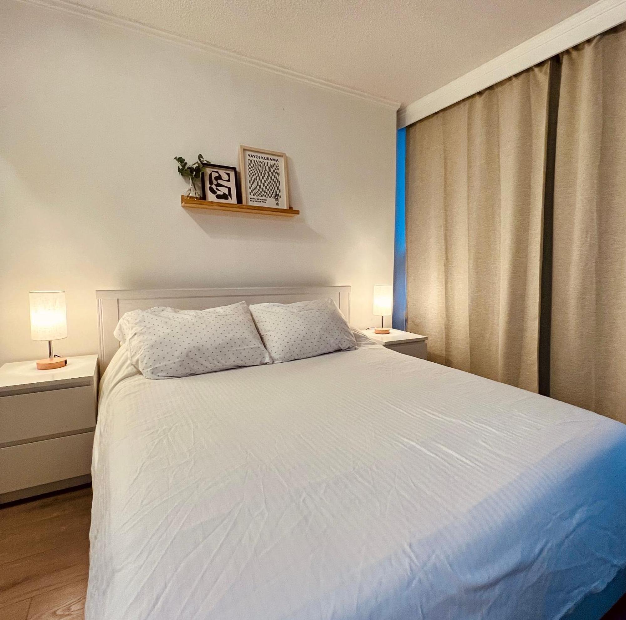 Stunning Skyline Views In A Cozy And Stylish Abode Apartment แวนคูเวอร์ ภายนอก รูปภาพ